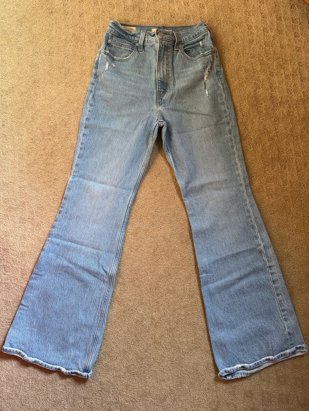 Levi’s 70s High Rise Flare